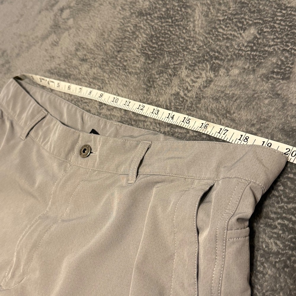 The North Face Mens Shorts Gray Lightweight Quick Dry Zip Pocket Size 40 - Picture 5 of 7